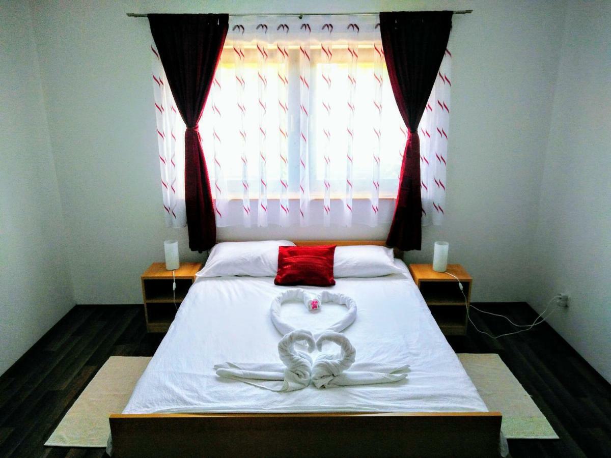 House Naomi Daire Grabovac  Dış mekan fotoğraf
